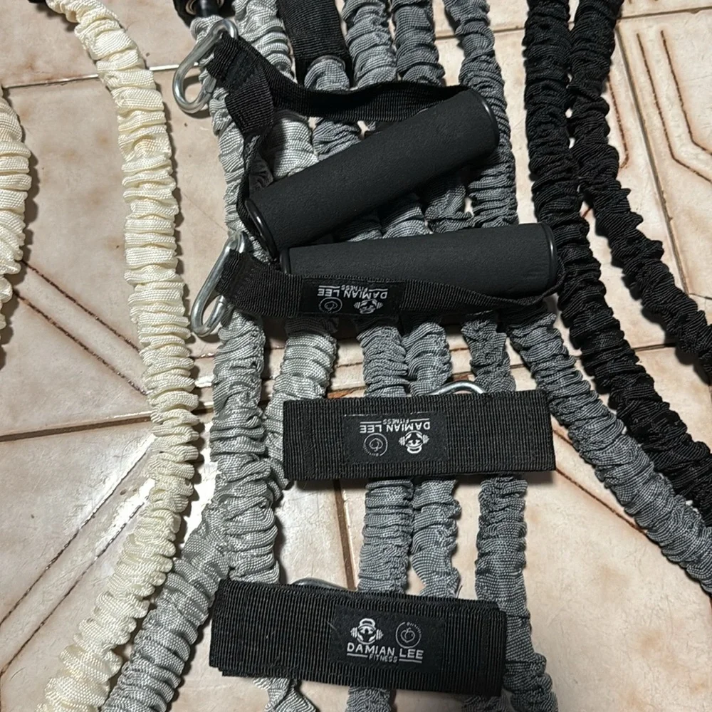 Weighted resistance bands (20-40lbs) - Picture 4 of 5